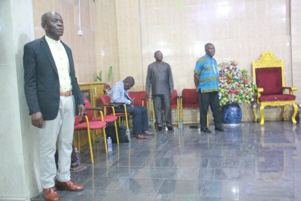 E87351D680874D52ACEEE2D1AE24617F